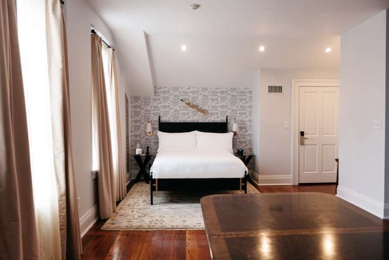 Henry Howard Hotel New Orleans Rum bild
